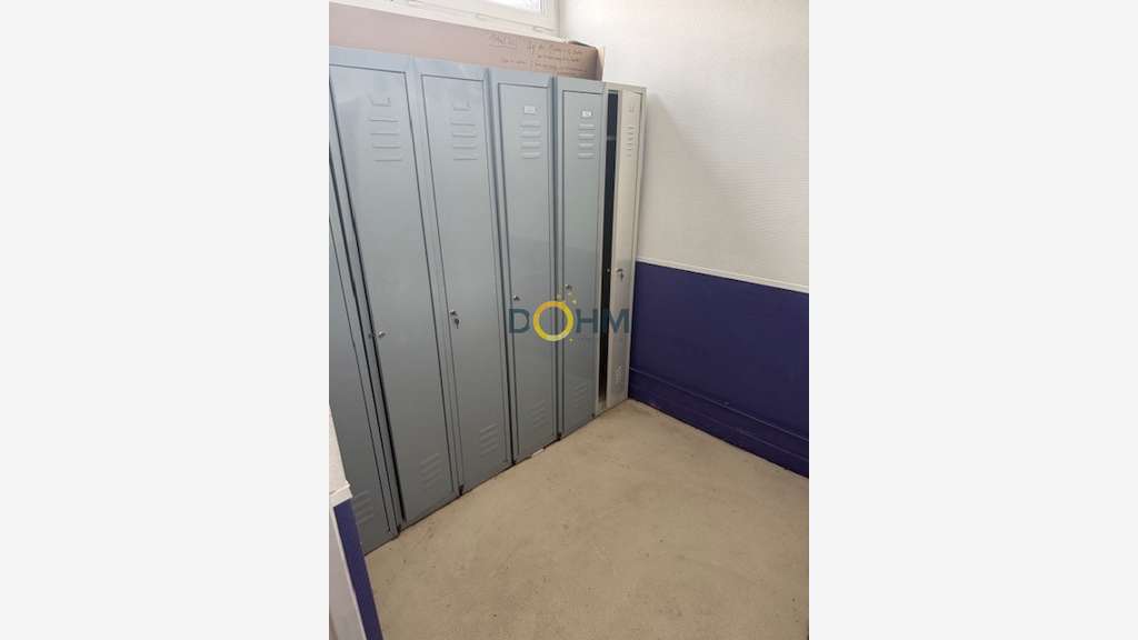 AV local 400m² proche RN88 Le Chambon-Feugerolles