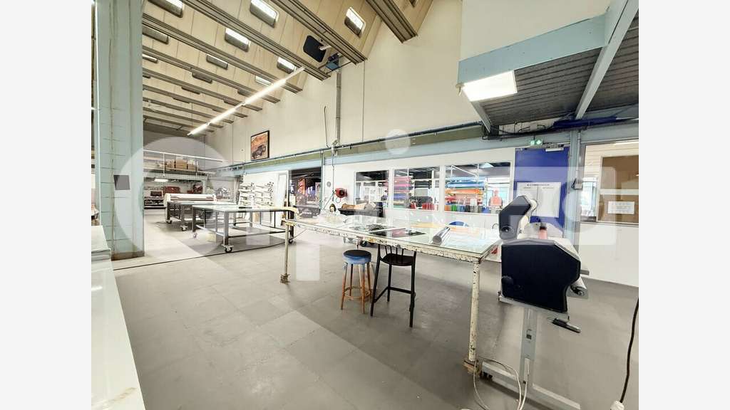 Locaux d'activité 2236m² à vendre Le Havre