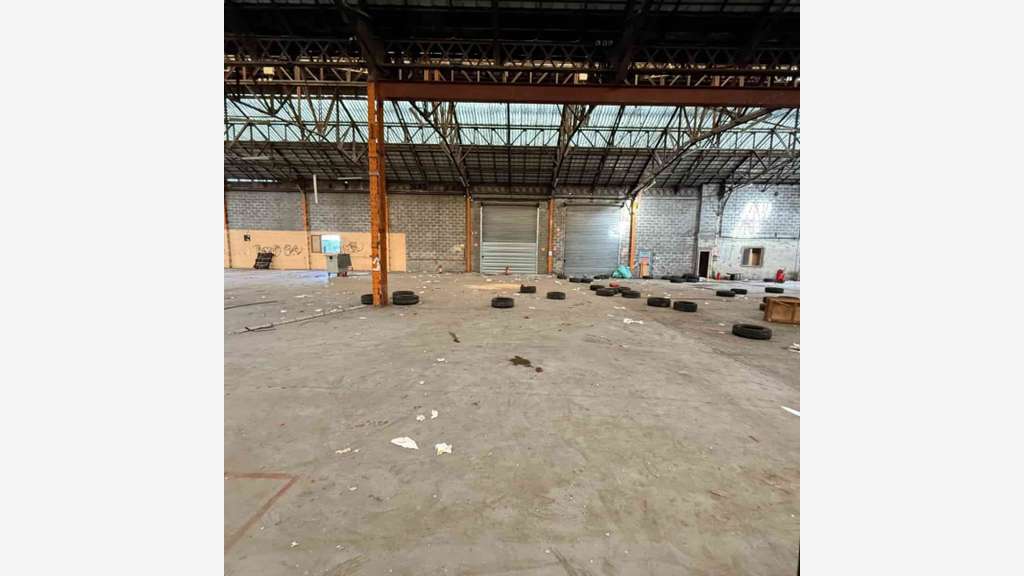 À vendre local d'activités 2857m² au Havre 