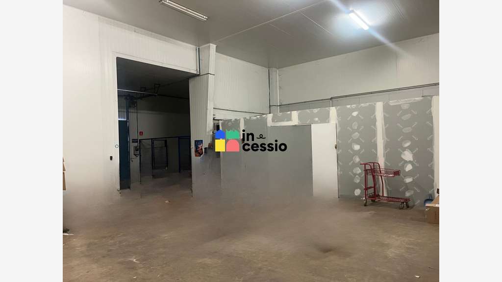 A vendre local activité de 500m² Le Mans ZI Sud