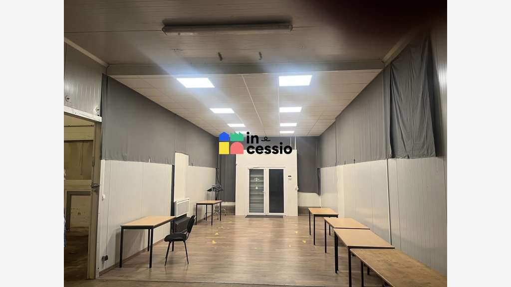 A vendre local activité de 500m² Le Mans ZI Sud