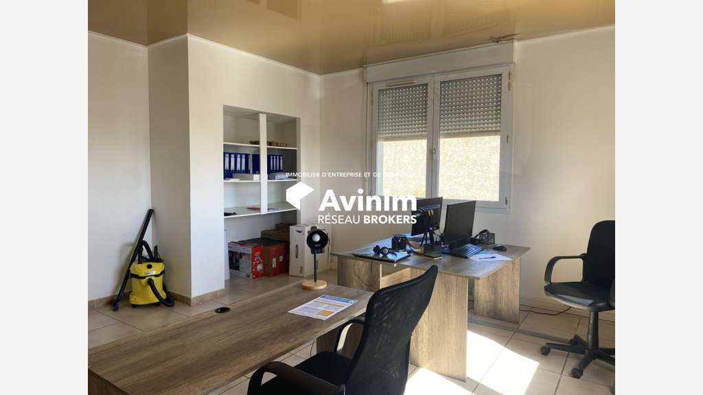 Vente locaux professionnel loués 489m² au Muy