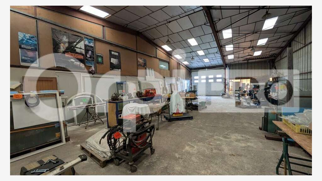 Local d'activité 746m² à vendre au Pouliguen