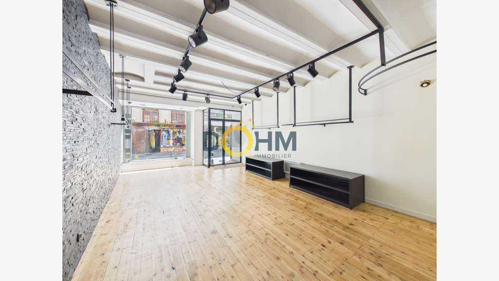 Vente local commercial 51m² au Puy en Velay centre