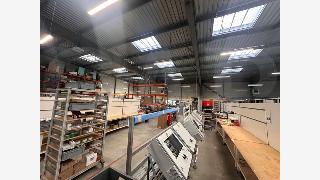 Vente bâtiment industriel 3000m² ZI de Le Rheu