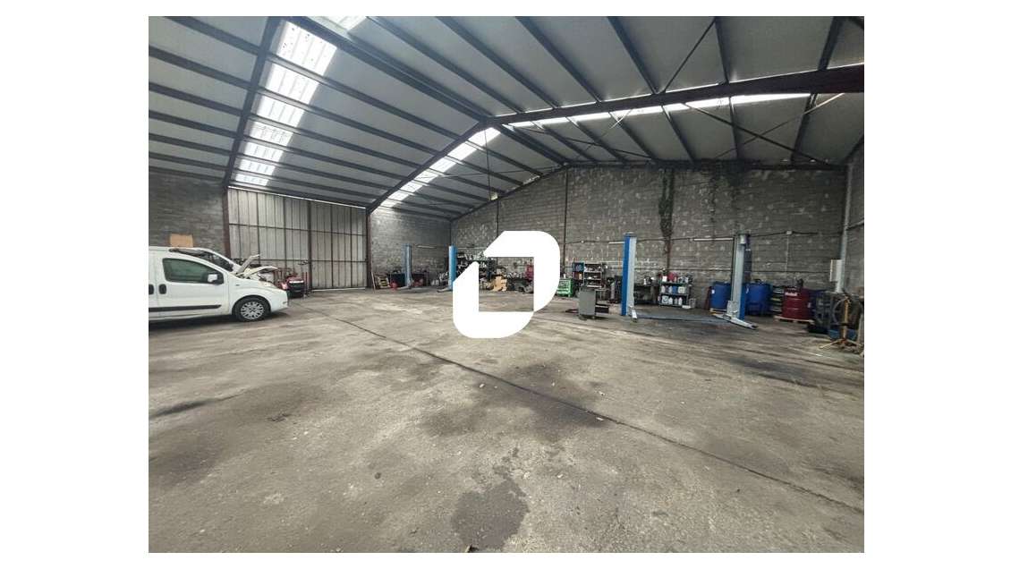 Vente Local d'activité 600m² Le taillan medoc
