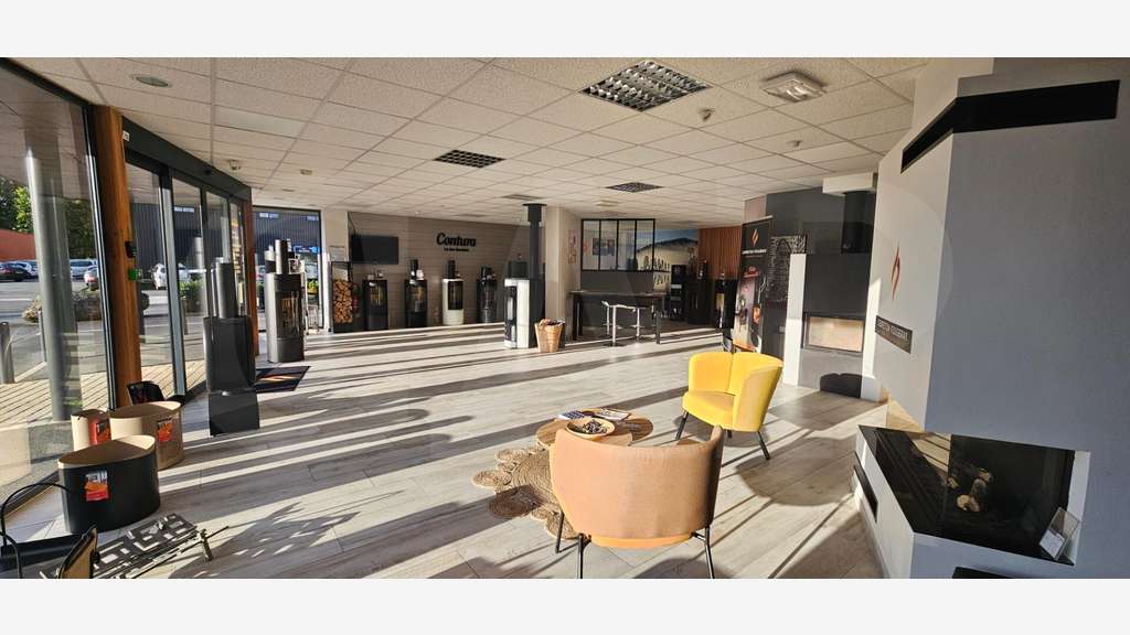A vendre local commercial 510m² ZAC de Lécousse