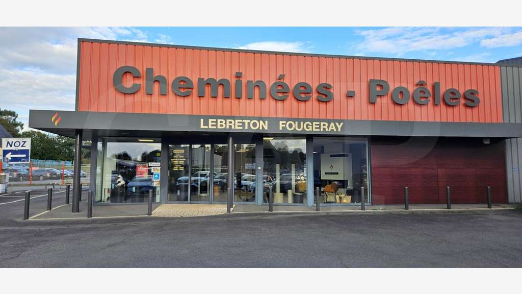 A vendre local commercial 510m² ZAC de Lécousse