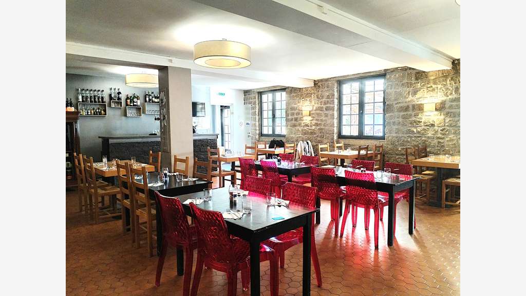 Vente murs et fonds hôtel-restaurant à Léhon