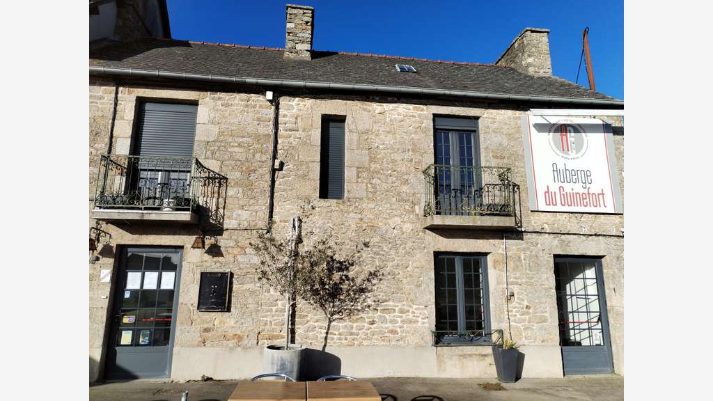Vente murs et fonds hôtel-restaurant à Léhon