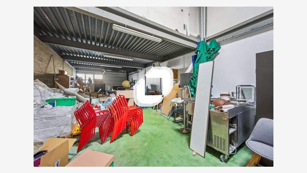 Vente Local d'activité 395m² Les essarts le roi
