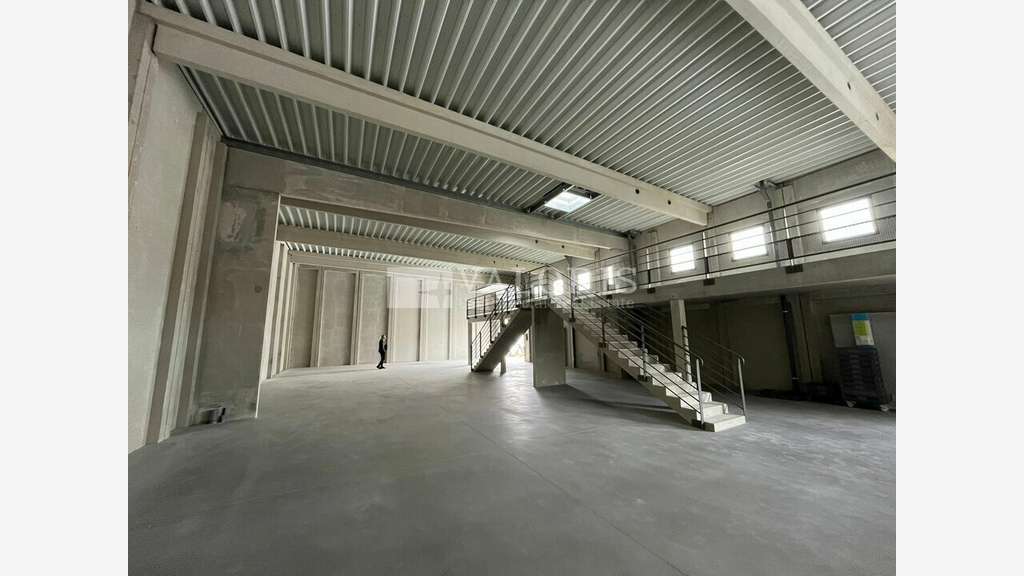 Cellules d'activité neuves 205m² Pennes-Mirabeau