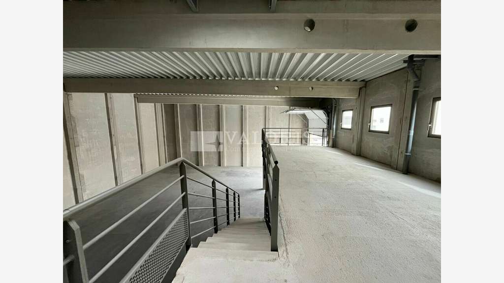 Cellules d'activité neuves 205m² Pennes-Mirabeau