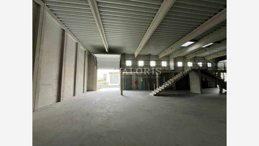 Cellules d'activité neuves 205m² Pennes-Mirabeau