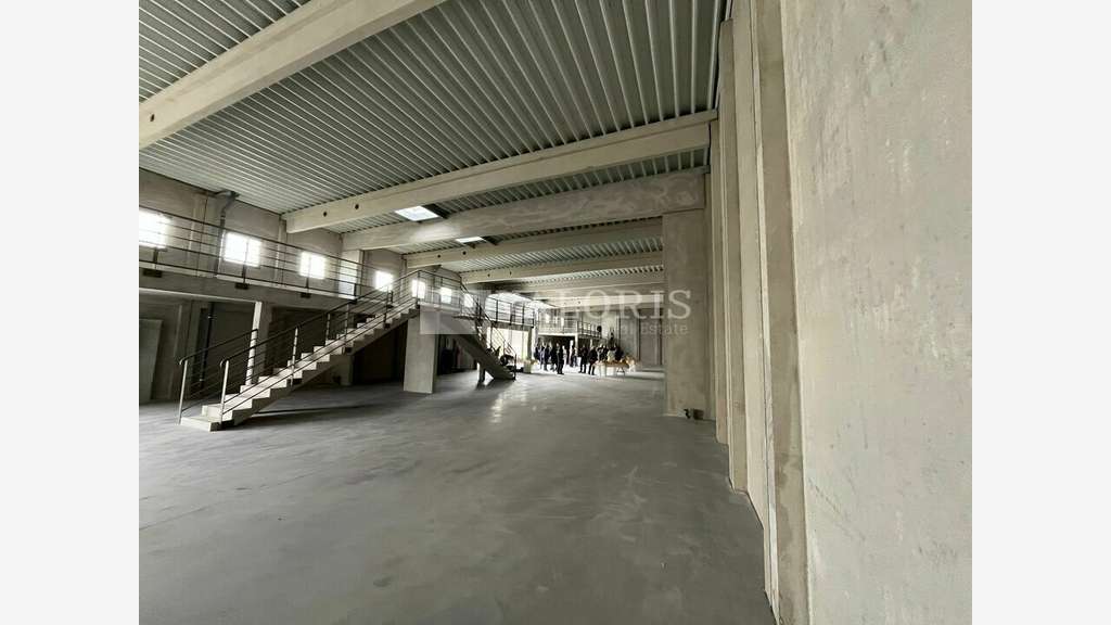 Cellules d'activité neuves 205m² Pennes-Mirabeau