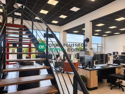 A VENDRE LOCAL D ACTIVITE/ COMMERCIAL DE 1 000 M²
