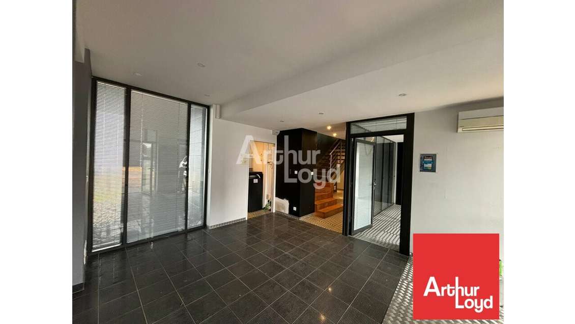 Local d'activité à vendre aux Sables d'Olonne