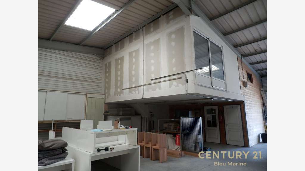 Immobilier Professionnel à vendre Les