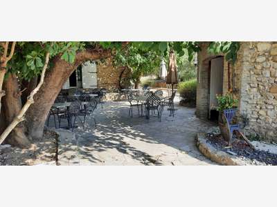 MURS AUBERGE AVEC BEAU LOGEMENT