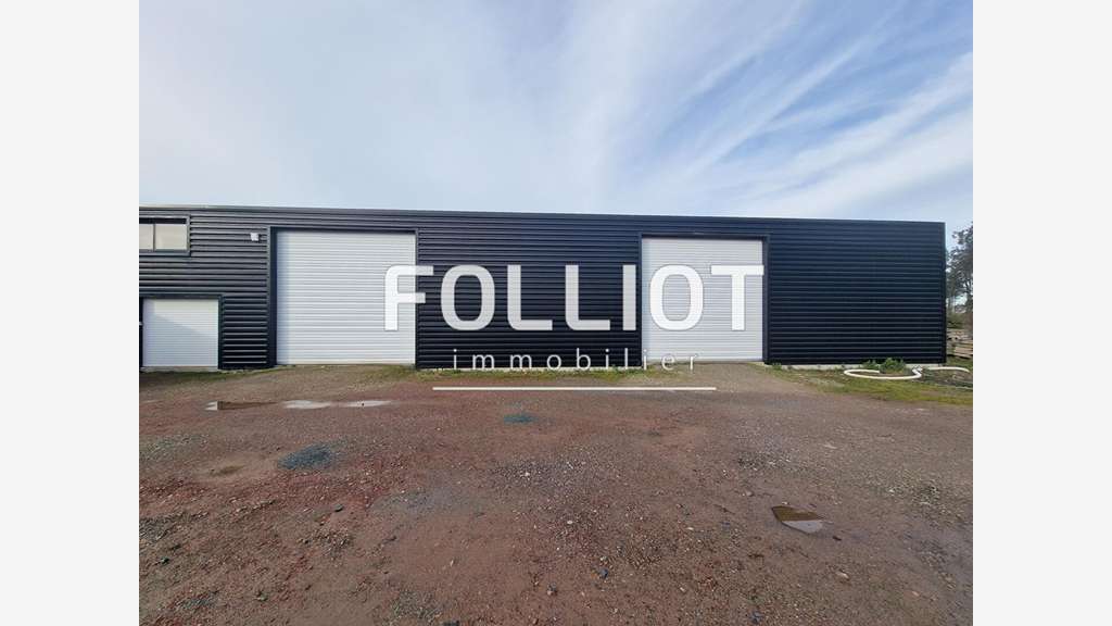 A vendre superbe local industriel état neuf Lessay