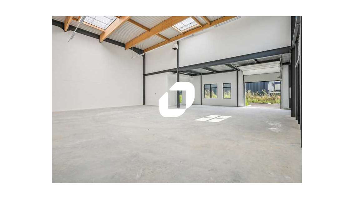 Vente Local d'activité 290m² Lieusaint