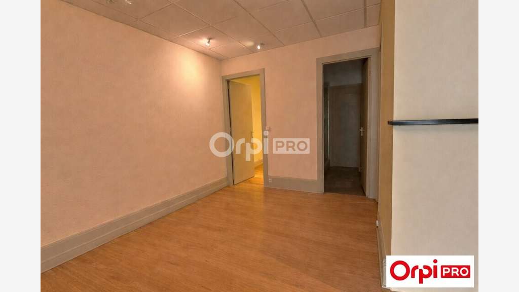 AV bureaux 127m² emplacement stratégique à Lille
