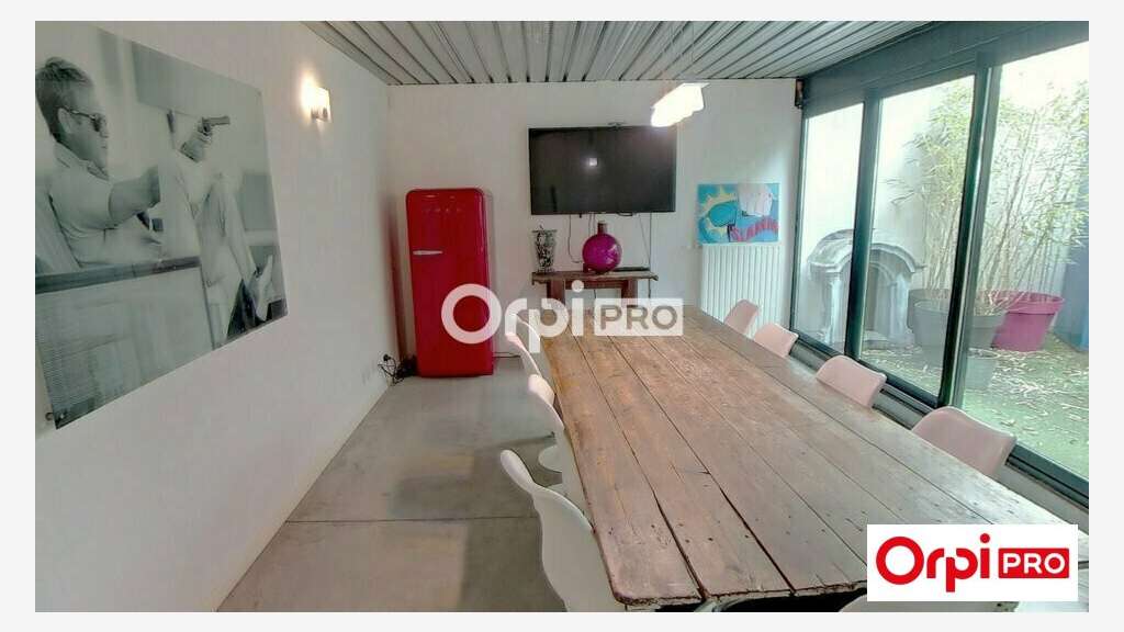 Local professionnel de 390m² à vendre à Lille