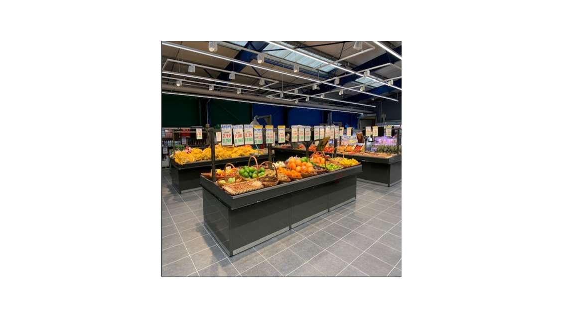 Vente murs libres d'exception de 2500m² à Limay