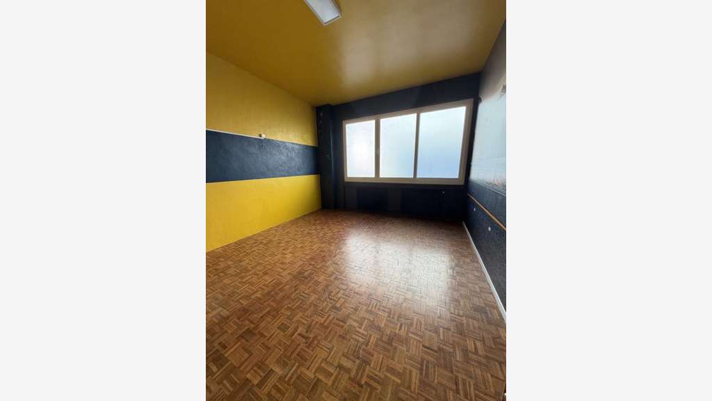 Vente local d'activité 918m² à Limoges