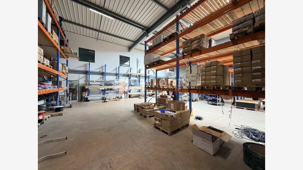 Local d'activité 475m² à vendre à Limonest Techlid