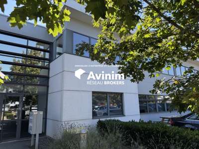 Vente local activités de 435m² à Limonest Techlid