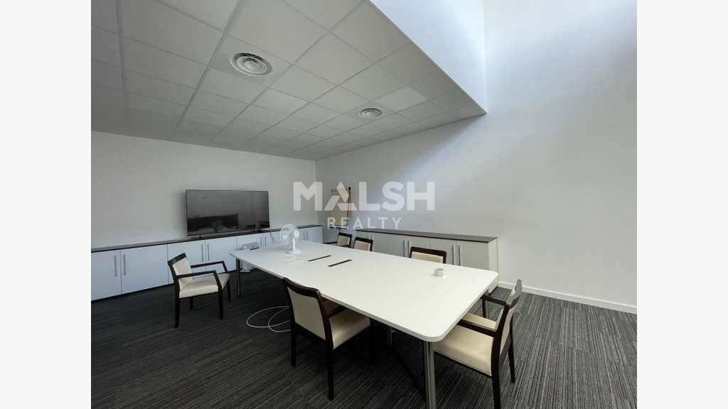 Local mixte Activités et Bureaux à LIMONEST - Tech