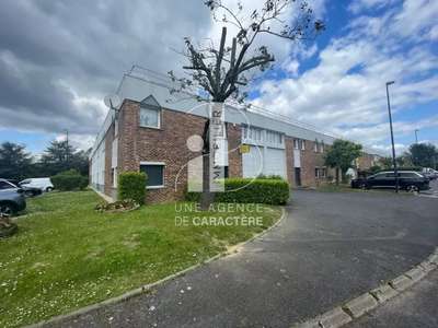 Vente Locaux d'activités - Entrepôts à Lisses