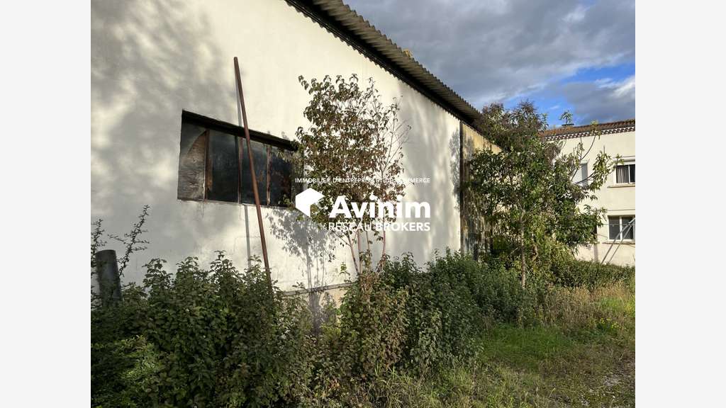Vente ensemble immobilier 932m² à Livron-sur-Drôme
