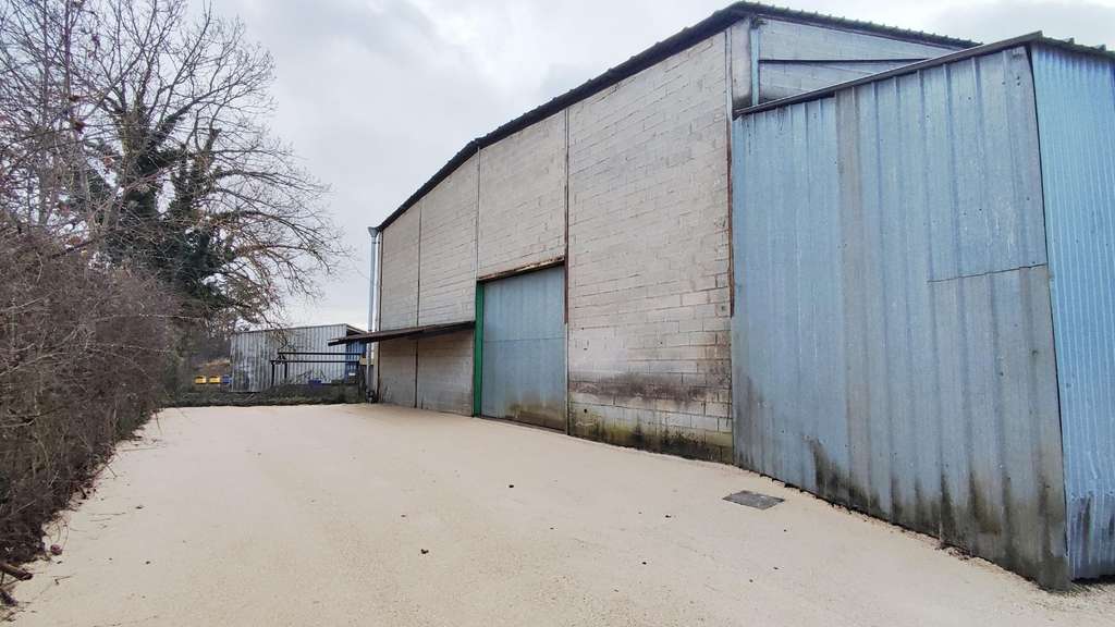 Local d'activité 430m² à vendre ZI de Longvic