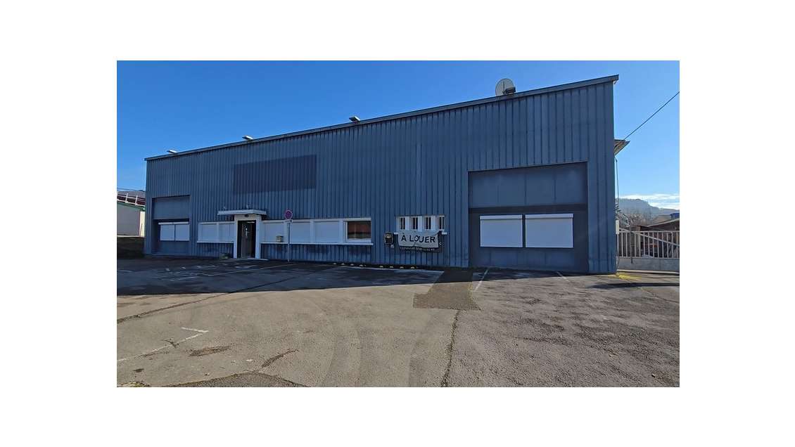 Local activité 400m² avec bureaux LONS ZI Périgny 