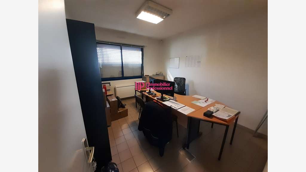 Vente bureaux 274m² à Lorient port de commerce