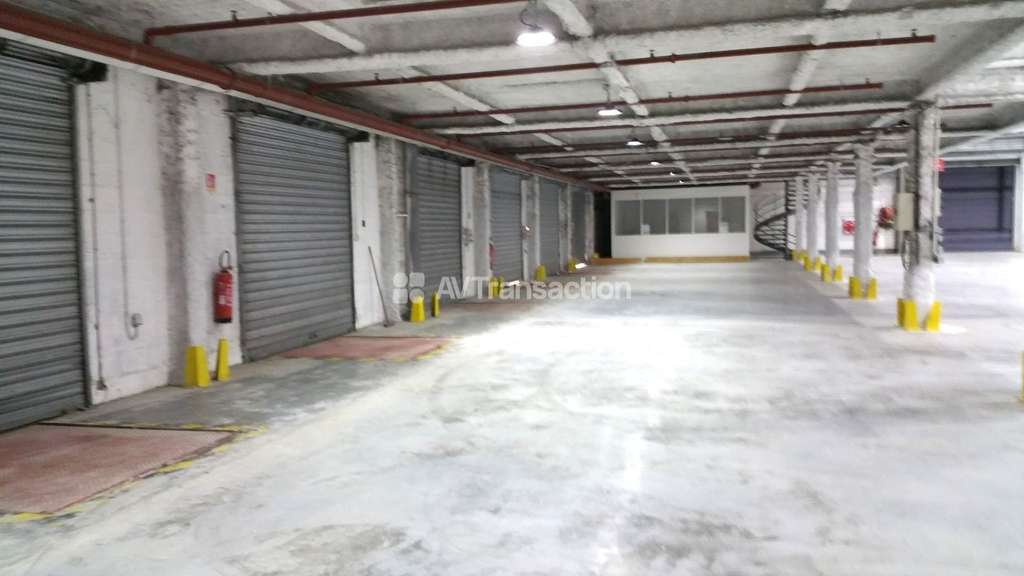 A vendre entrepôt 10670m² à Louviers  
