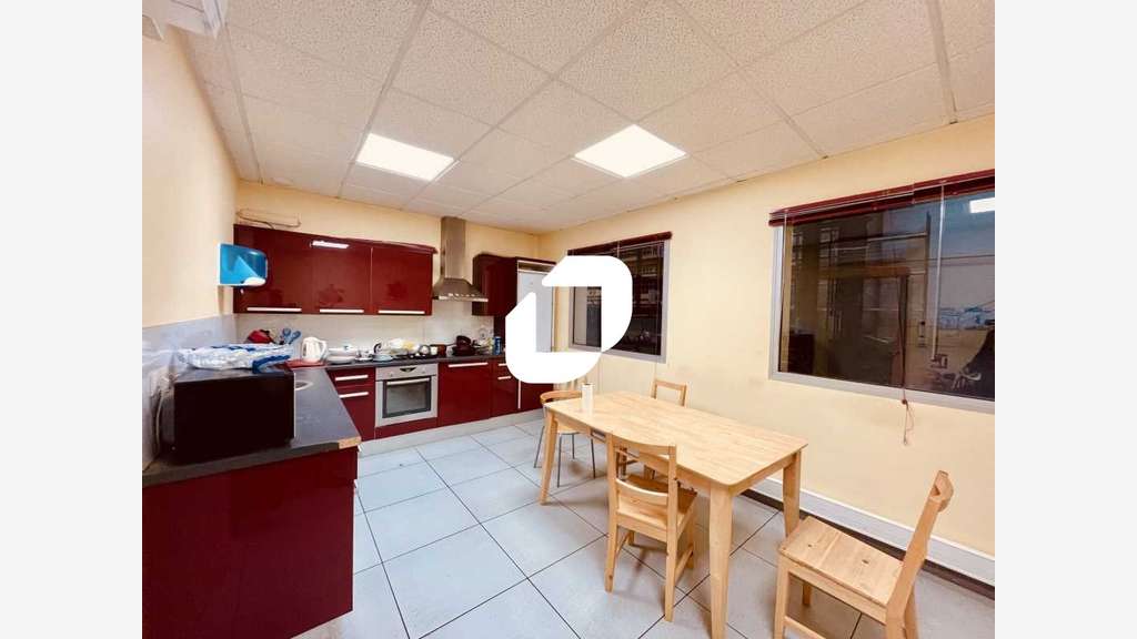 Vente Local d'activité 4600m² Lozanne