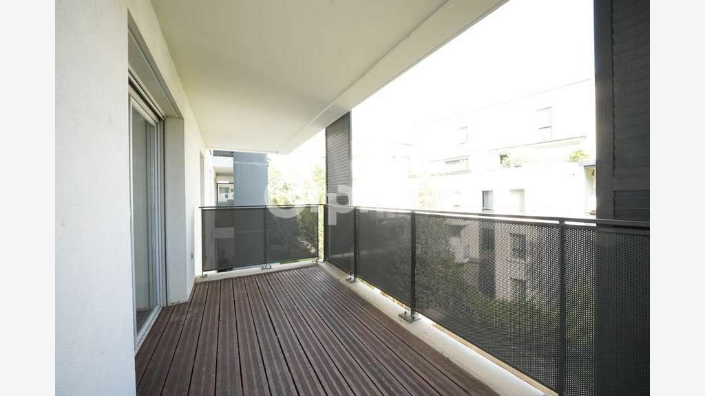 Local professionnel à vendre 68m² à Lyon 6e