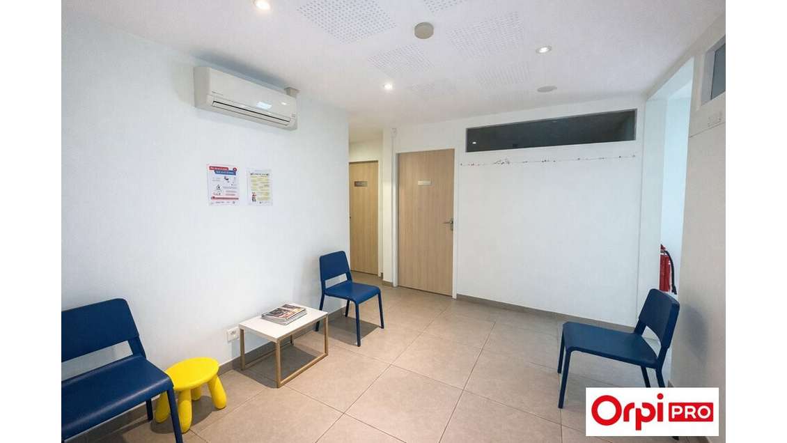 A vendre local cabinet médical 86m² à Lyon 8e