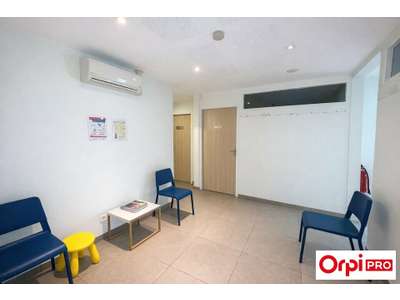 Vente Locaux commerciaux - Boutiques à Lyon 8e