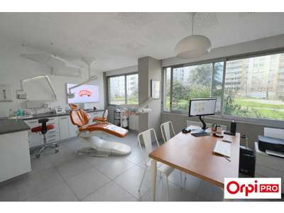 Vente Locaux commerciaux - Boutiques à Lyon 8e