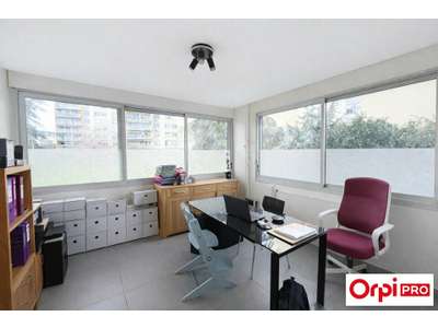 Vente Locaux commerciaux - Boutiques à Lyon 8e