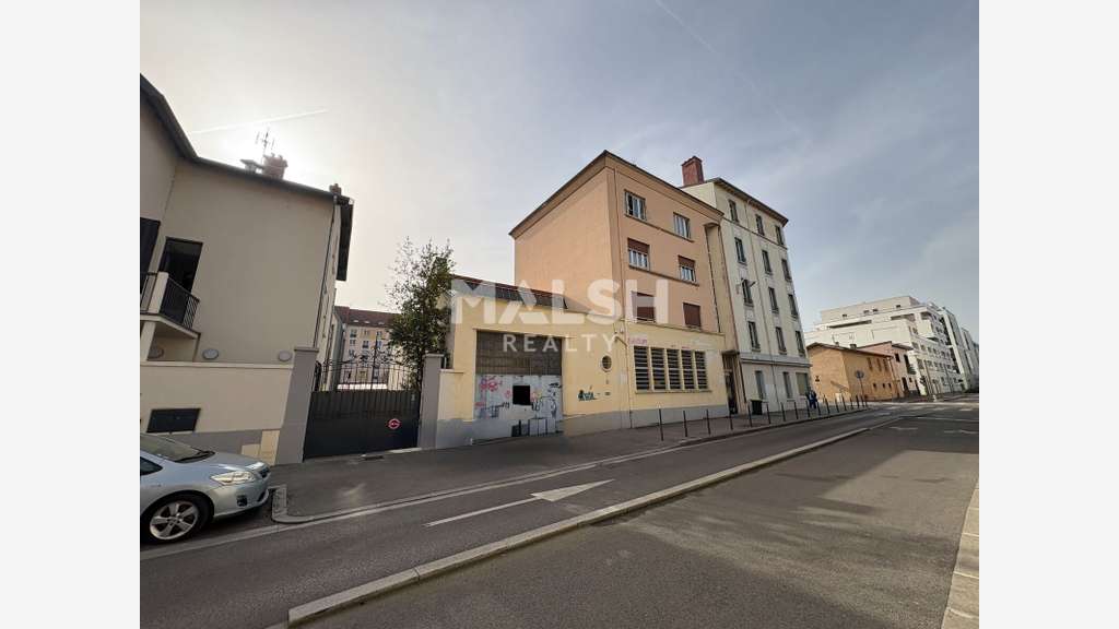 Local d'activités à vendre 418m² à Lyon 8ème