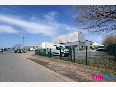 Entrepôt bureaux de 600m² à vendre à Marcheprime
