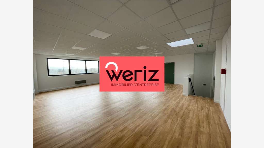 Vente locaux d'activité 9771m² à Marignane A7