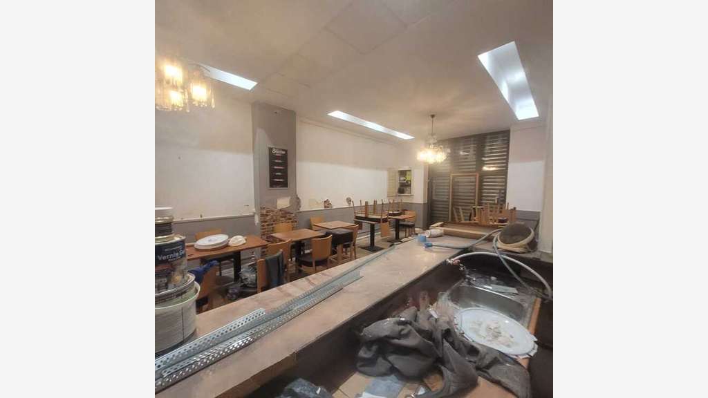 Vente murs commerciaux 87m² à Marseille Vieux-Port