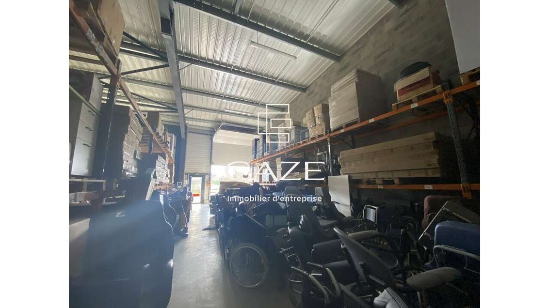 Locaux 761m² à vendre à Martignas-sur-Jalle