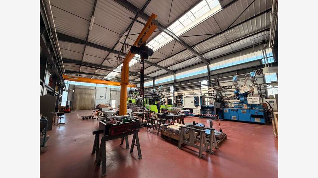 Exclusivité vente 2 bâtiments d'activité Martignat